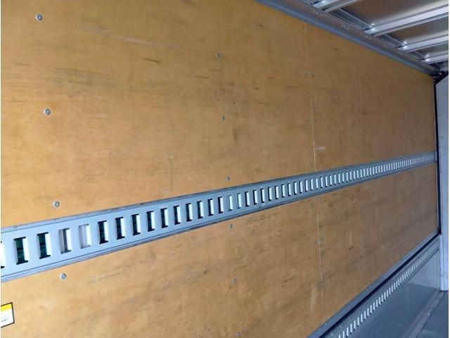 ISUZU ELF 2017 Image 31