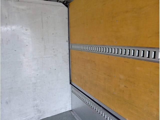 ISUZU ELF 2017 Image 31