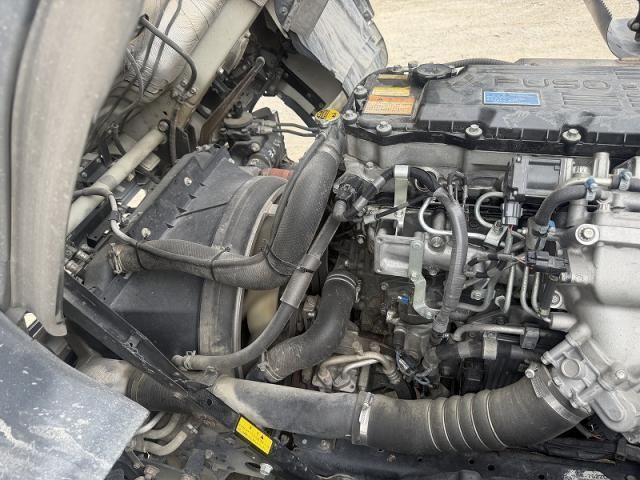 MITSUBISHI FUSOU FIGHTER 2012 Image 31