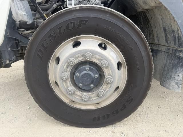 MITSUBISHI FUSOU FIGHTER 2012 Image 31