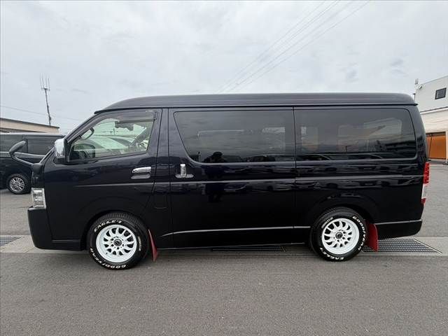 TOYOTA HIACE VAN 2WD 2023 Image 31