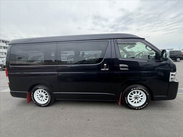 TOYOTA HIACE VAN 2WD 2023 Image 31
