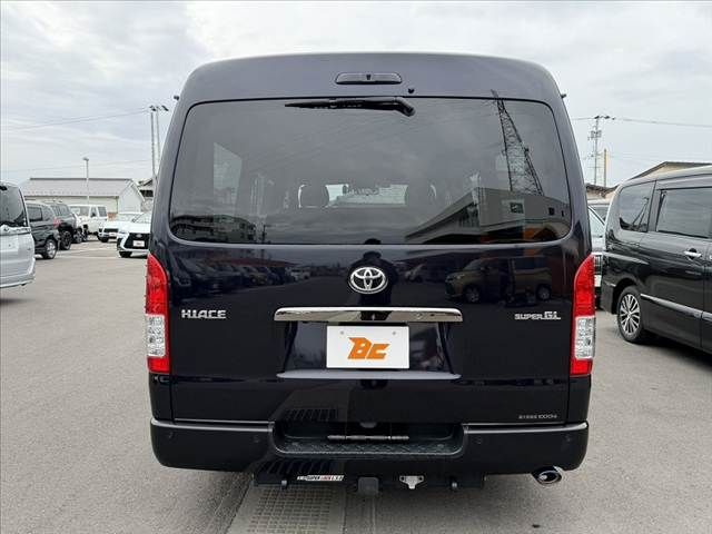 TOYOTA HIACE VAN 2WD 2023 Image 31