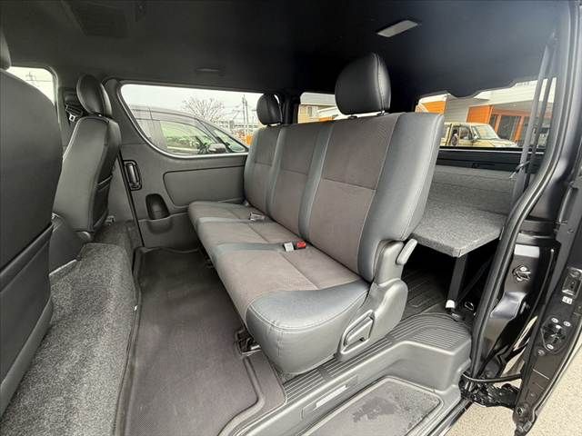 TOYOTA HIACE VAN 2WD 2023 Image 31