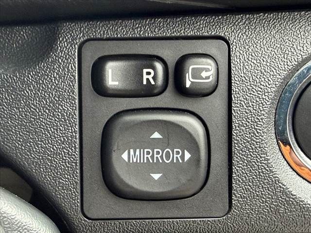 TOYOTA HIACE VAN 2WD 2023 Image 31