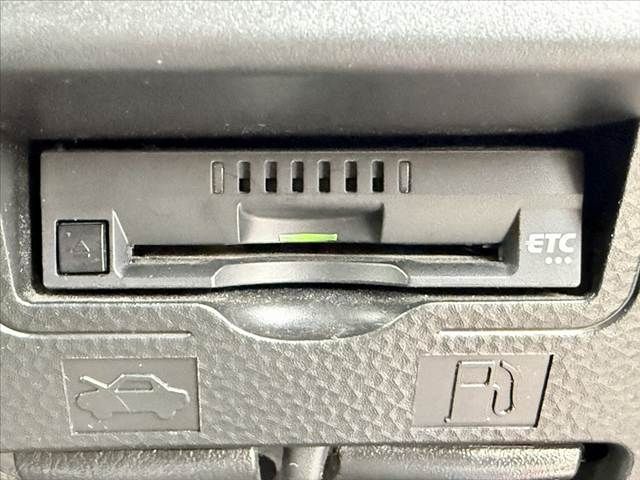 TOYOTA TANK 2017 Image 31