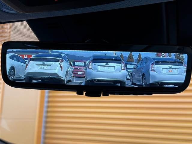 TOYOTA PRIUS 2023 Image 31