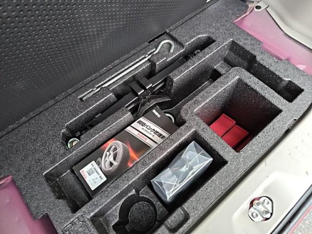 DAIHATSU TANTO 2015 Image 31