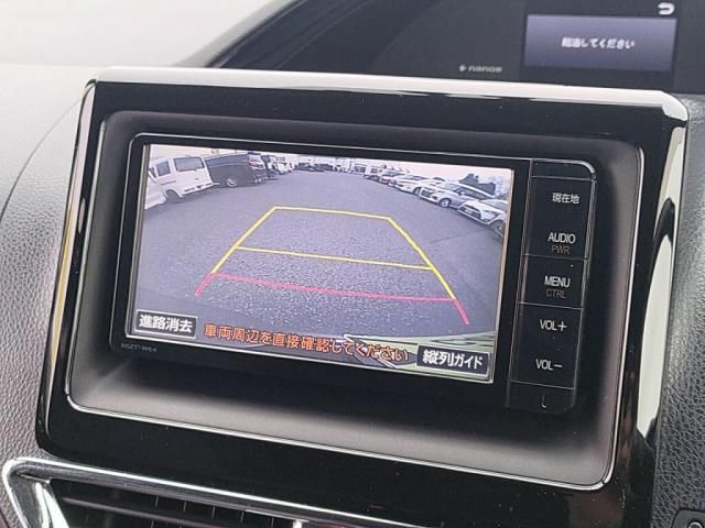 TOYOTA ESQUIRE HYBRID 2014 Image 31