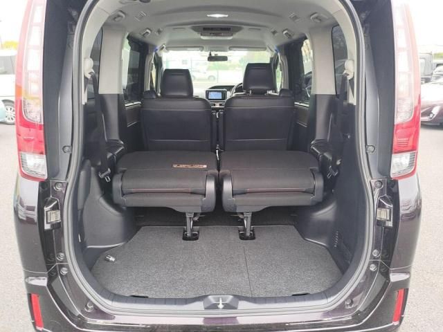 TOYOTA ESQUIRE HYBRID 2014 Image 31