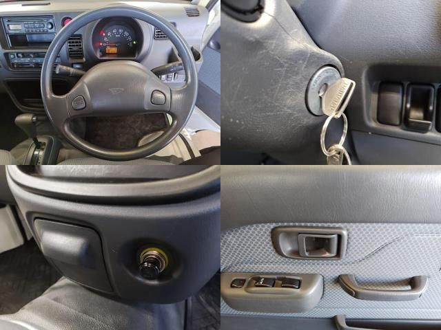DAIHATSU HIJET TRUCK 4WD 2010 Image 31