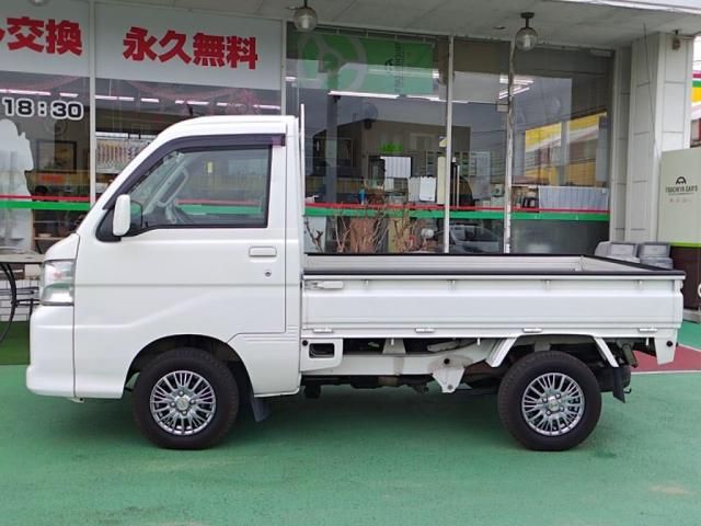 DAIHATSU HIJET TRUCK 4WD 2010 Image 31