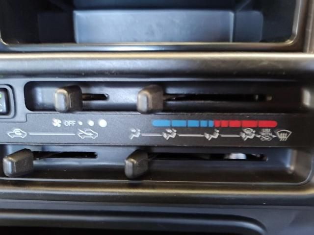 DAIHATSU HIJET TRUCK 4WD 2010 Image 31