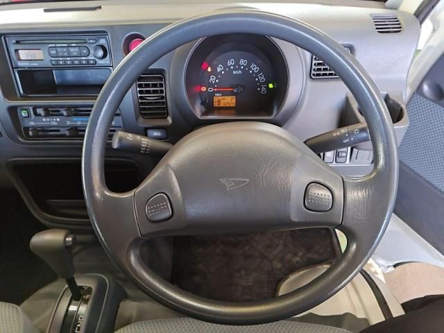 DAIHATSU HIJET TRUCK 4WD 2010 Image 31