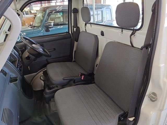 DAIHATSU HIJET TRUCK 4WD 2010 Image 31