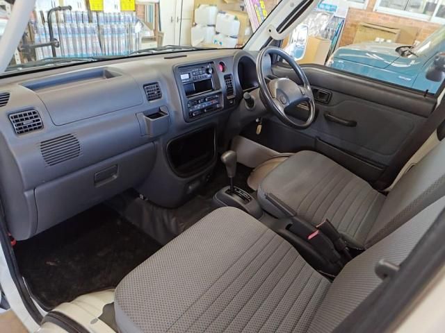 DAIHATSU HIJET TRUCK 4WD 2010 Image 31