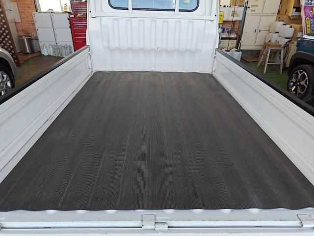 DAIHATSU HIJET TRUCK 4WD 2010 Image 31