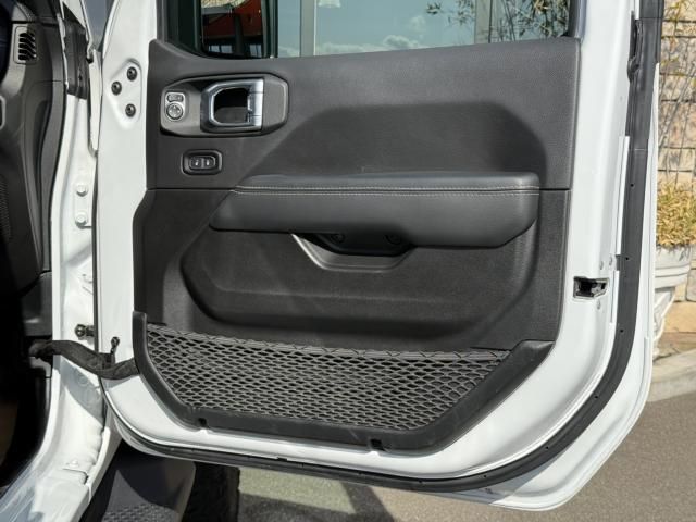 JEEP WRANGLER UNLIMI 2022 Image 31