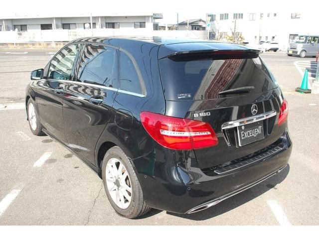 MERCEDES BENZ B CLAS 2018 Image 31