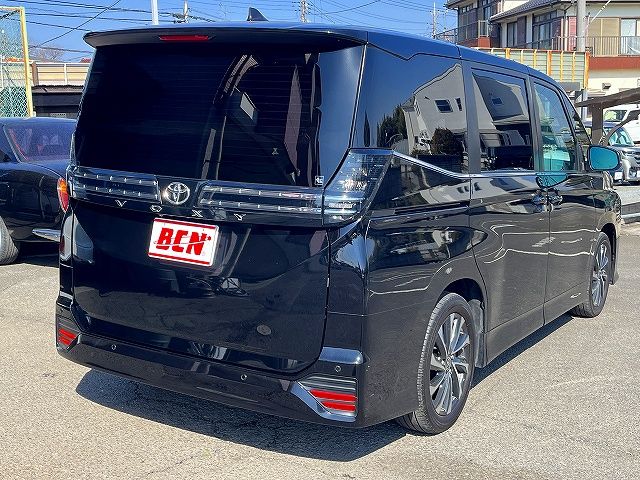 TOYOTA VOXY 2023 Image 31