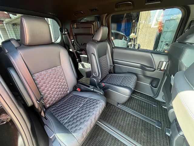 TOYOTA VOXY 2023 Image 31