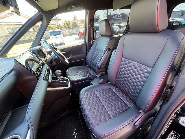 TOYOTA VOXY 2023 Image 31