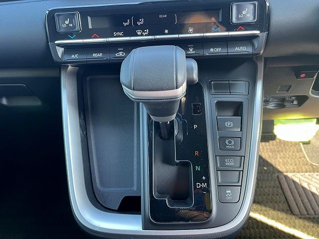 TOYOTA VOXY 2023 Image 31