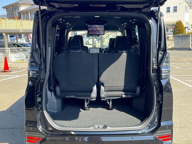 TOYOTA VOXY 2023 Image 31