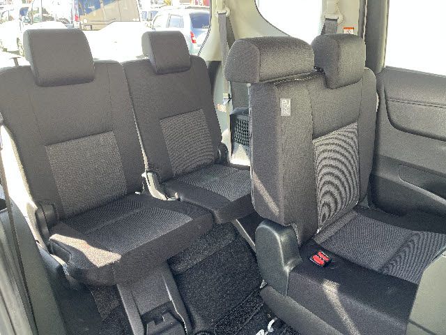 TOYOTA SIENTA 2021 Image 31