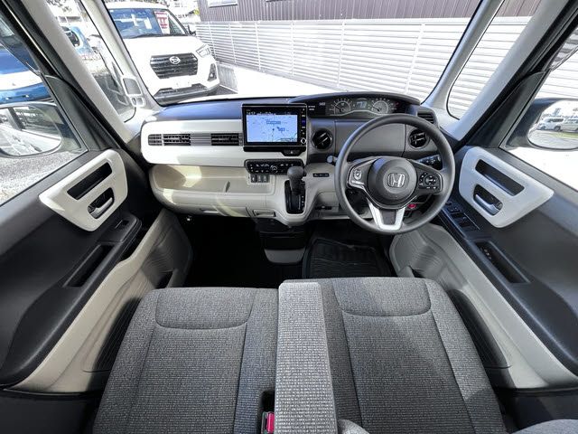 HONDA N BOX 2020 Image 31
