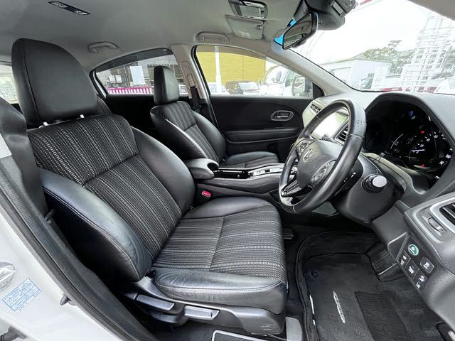 HONDA VEZEL HYBRID 2018 Image 31