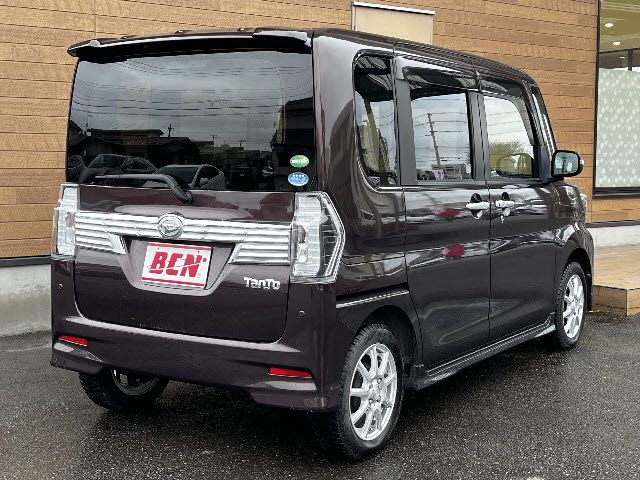 DAIHATSU TANTO CUSTOM 4WD 2017 Image 31