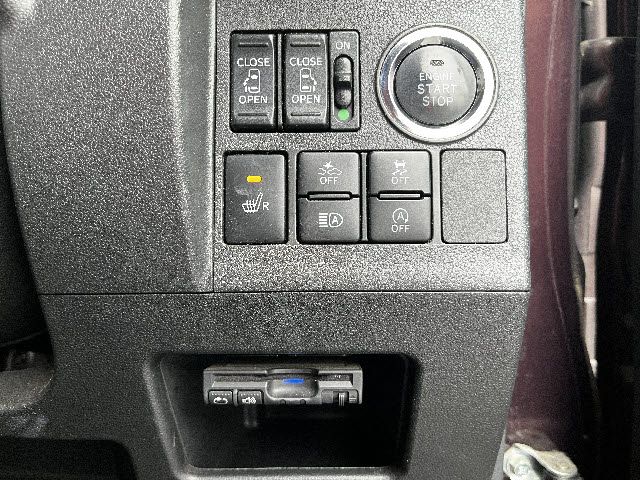 DAIHATSU TANTO CUSTOM 4WD 2017 Image 31