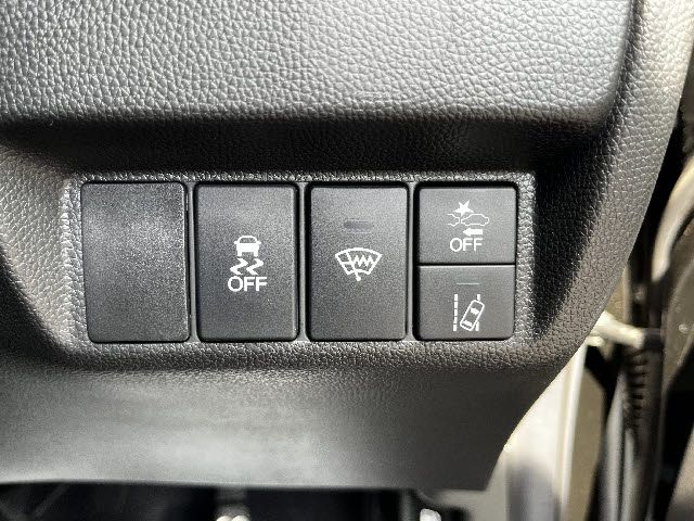 HONDA FIT 2018 Image 31