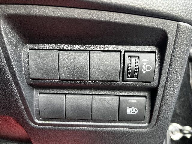 TOYOTA YARIS 2022 Image 31