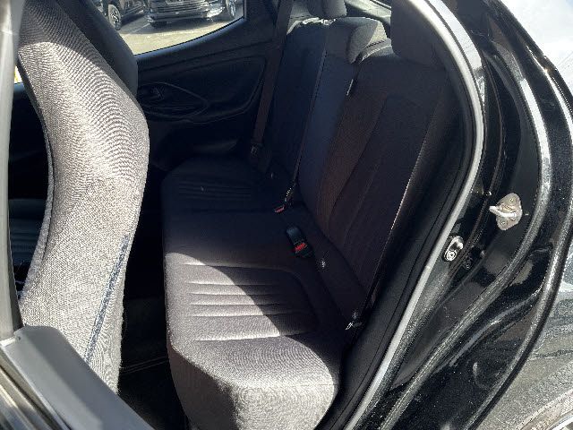 TOYOTA YARIS 2022 Image 31