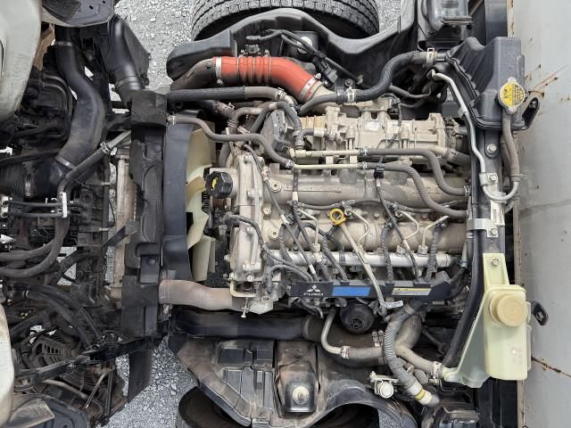 MITSUBISHI CANTER 2015 Image 31