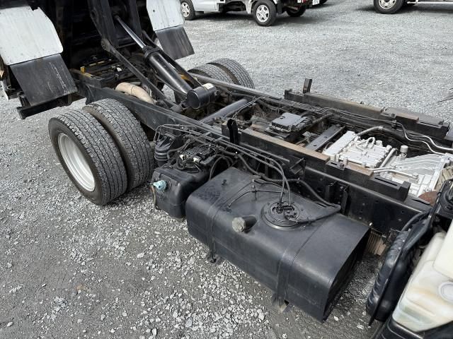 MITSUBISHI CANTER 2015 Image 31