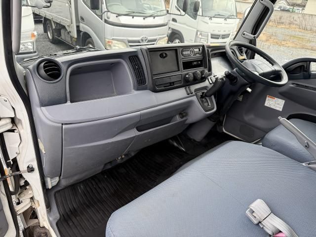 MITSUBISHI CANTER 2015 Image 31