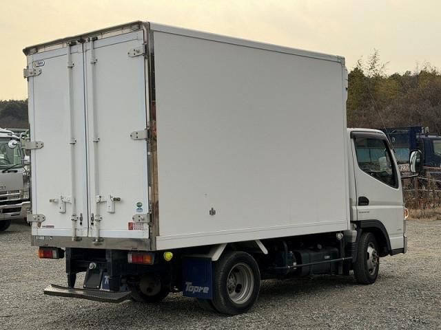 MITSUBISHI CANTER 2017 Image 31