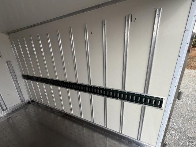 MITSUBISHI CANTER 2017 Image 31