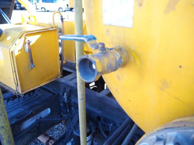 HINO RANGER 2004 Image 31