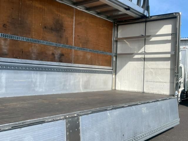 HINO PROFIA 2018 Image 31