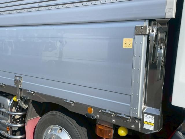 HINO PROFIA 2018 Image 31
