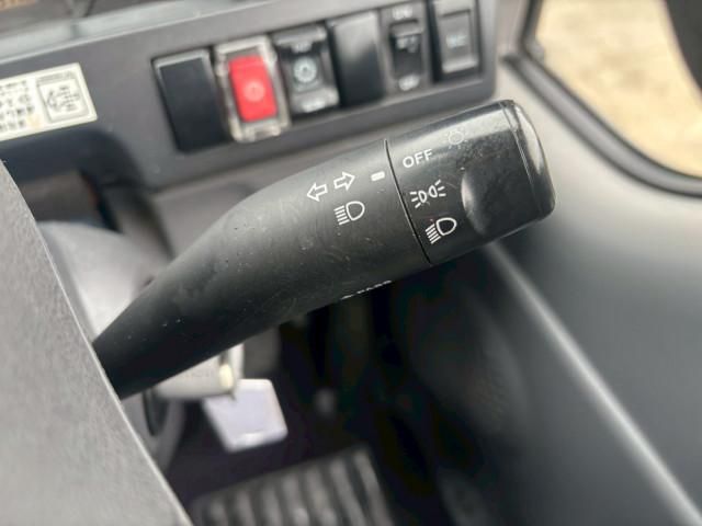 ISUZU ELF 2019 Image 31