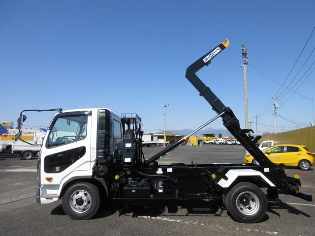 MITSUBISHI FUSOU FIGHTER 2025 Image 31