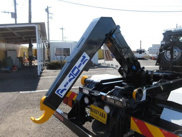 MITSUBISHI FUSOU FIGHTER 2025 Image 31