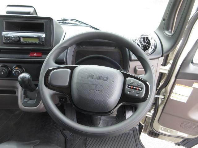 MITSUBISHI CANTER 2025 Image 31