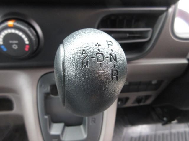 MITSUBISHI CANTER 2025 Image 31