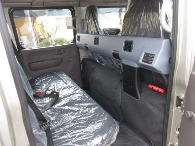 MITSUBISHI CANTER 2025 Image 31